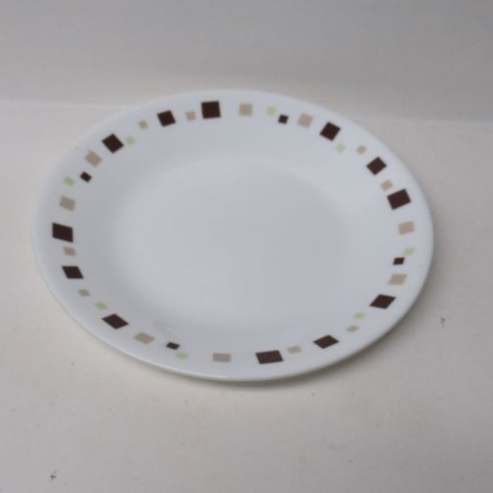 Corning Corelle Vitrelle Geometric 6 1/2 Inch Bread and Butter Plate U.S.A.